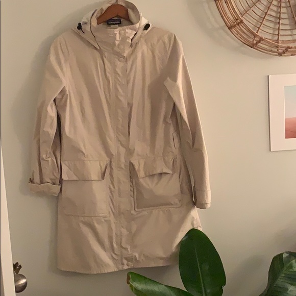 Patagonia Jackets & Blazers - Patagonia Women’s Rain Coat Trench